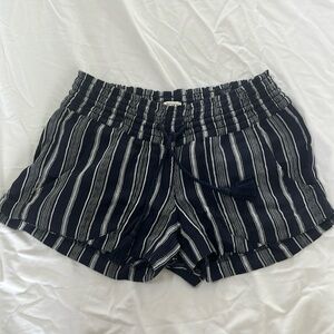 Roxy Oceanside Shorts Yarn-Dye